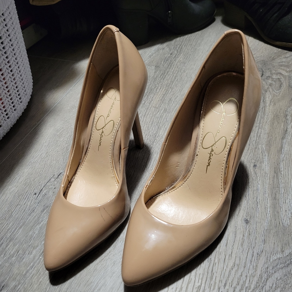 Jessica Simpson Beige heels